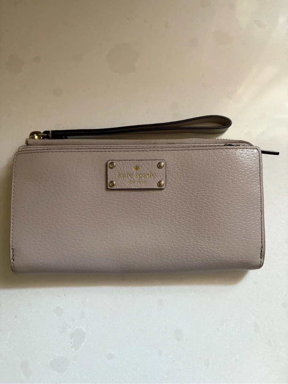 Kate Spade Layton Wellesley Grand Street Zip Wristlet Wallet Mousse Frosting EUC